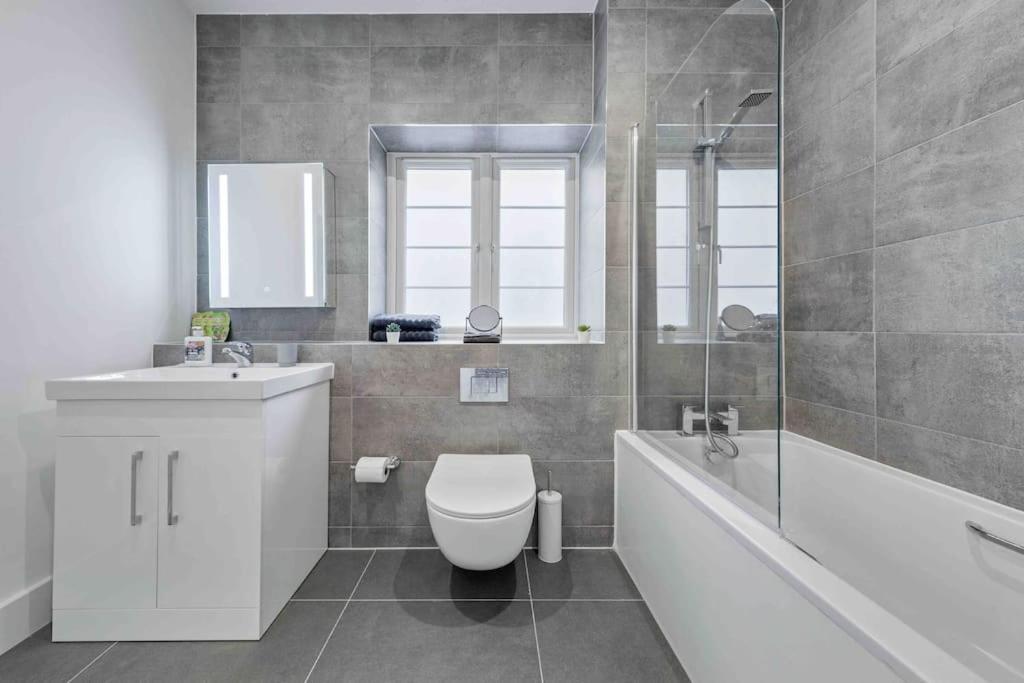 Holiday Home Sleep 8 Central London 9Elms Londres Exterior foto