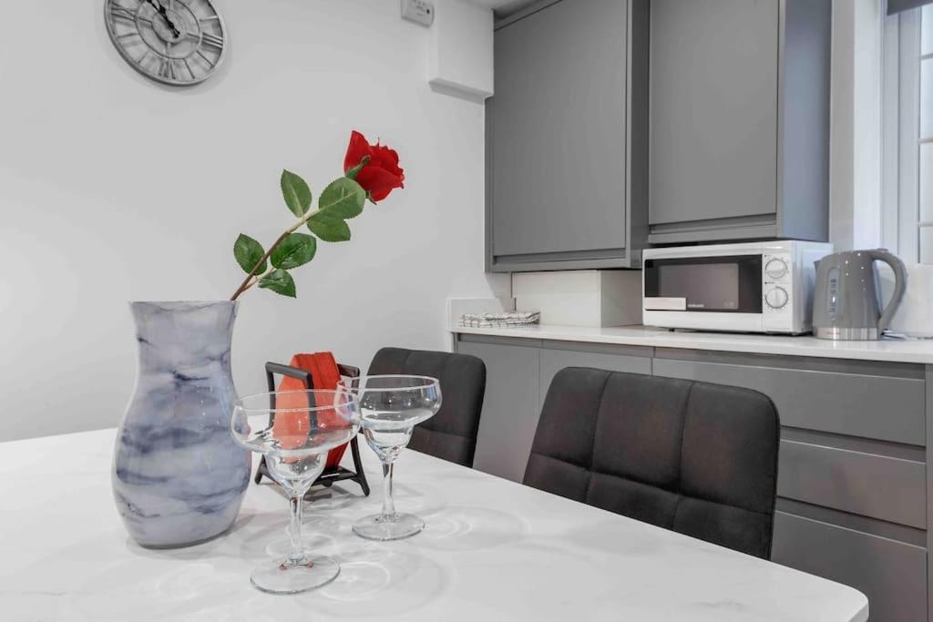 Holiday Home Sleep 8 Central London 9Elms Londres Exterior foto